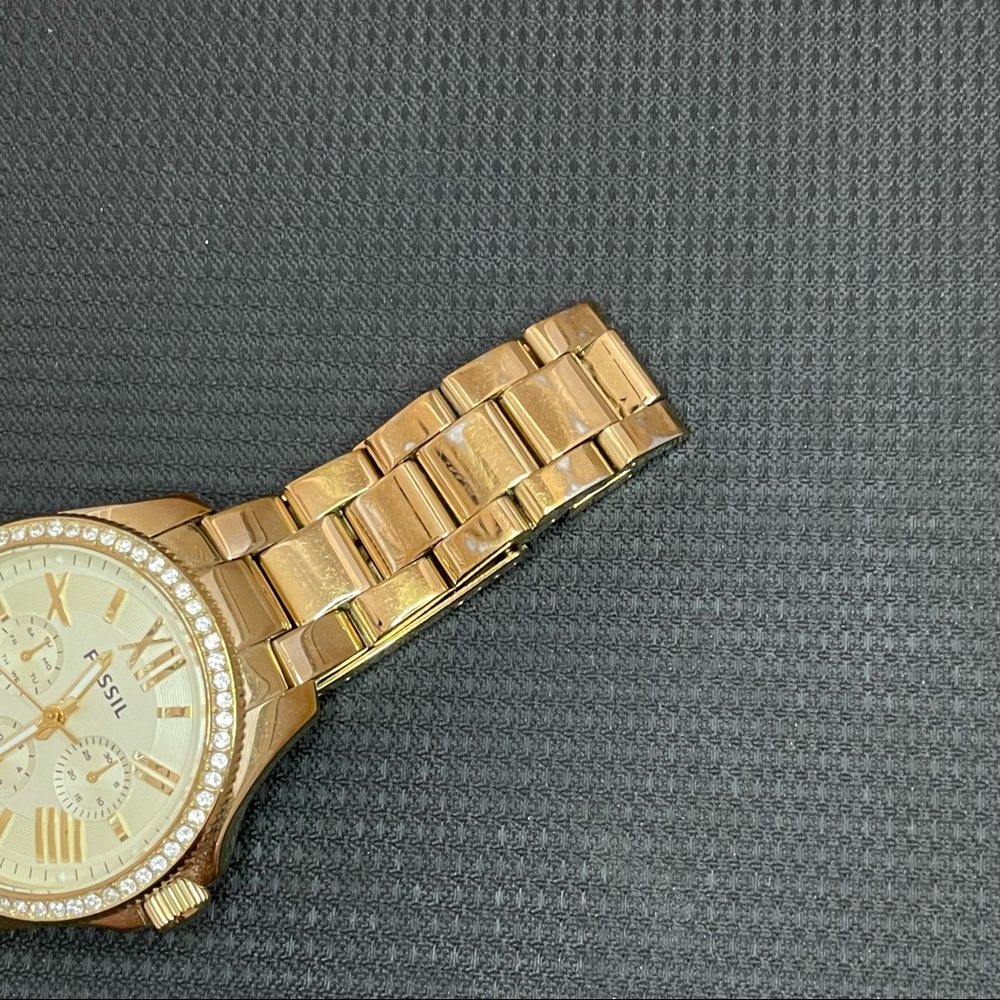 FOSSIL Riley Multifunction Gold-Tone Stainless Steel Watch - Picture 3 of 9
